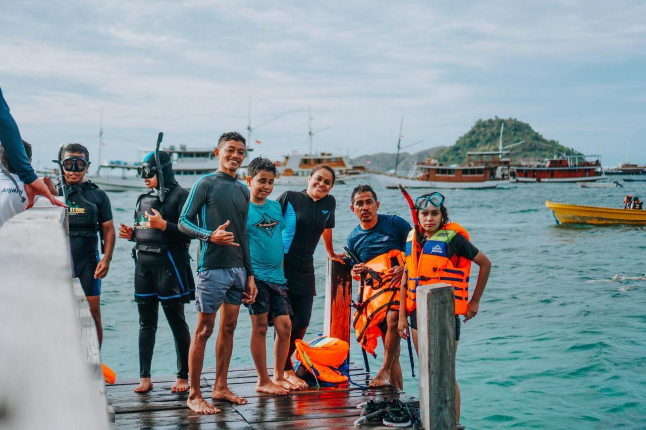 Komodoku One Love Homestay And Tour Labuan Bajo Eksteriør bilde