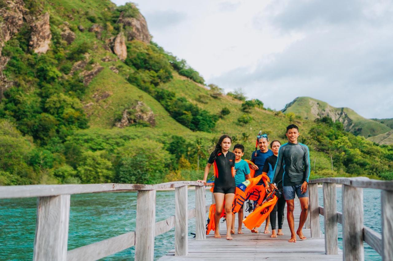 Komodoku One Love Homestay And Tour Labuan Bajo Eksteriør bilde